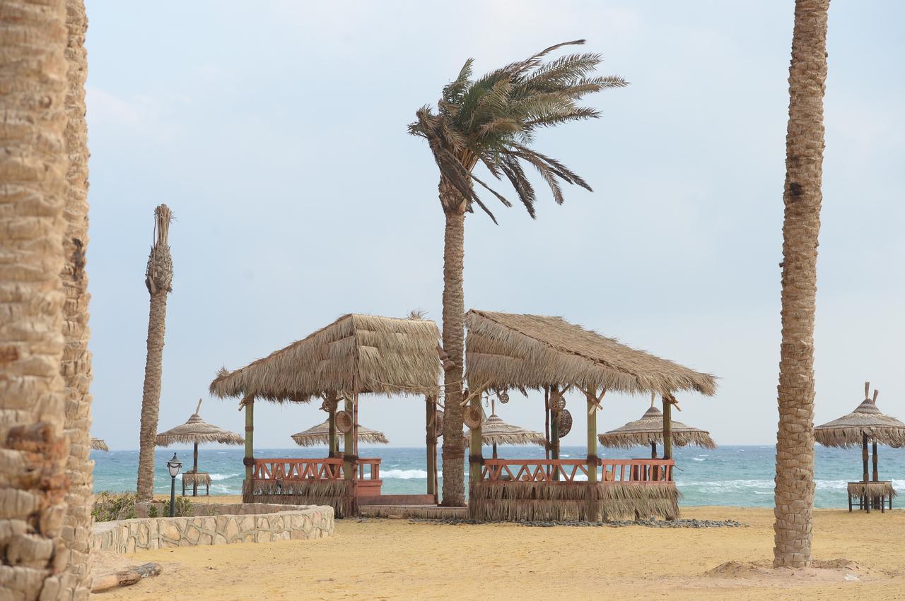Savanna Empire Spa & Resort Ataqah Exterior foto